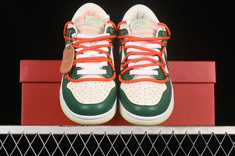 All Categories Nk SB Dunk Series Nk SB Dunk Low Low-top sneakers Nk Dunk Low "Year of the Dragon" Year of the Dragon limited theme SB low-top casual sneakers DD1503-600